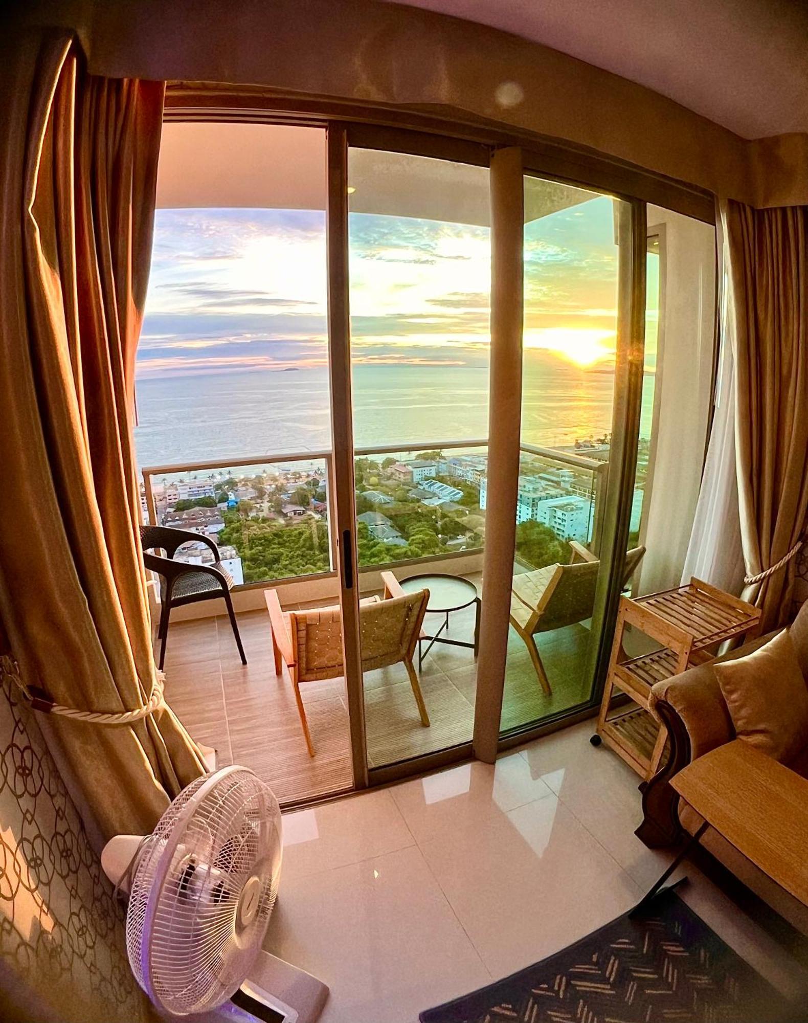 Luxsl Luxury Style Of Life 6 Appartement Jomtien Beach Buitenkant foto